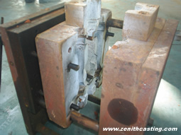 gravity casting mold matching with gravity casting machine